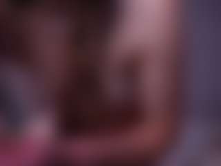 Live cam show with TessKennel - Striptease MILF on Milfs Live