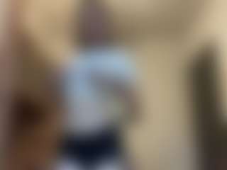 Live cam show with TressieLough - Athletic Blowjob on Camsoda