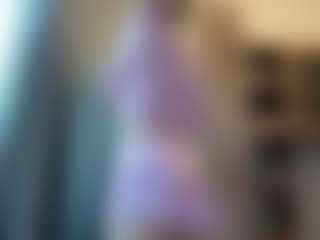 Live cam show with TressieLough - Halloween on StripNow