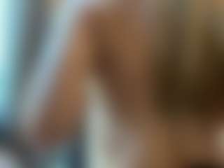 Live cam show with TressieLough - Tittyfuck on Camsoda