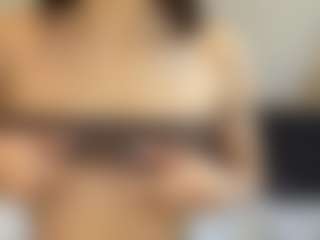 Live cam show with TressieLough - Tittyfuck on dropp.cam