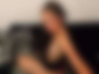 AkiraHayes's Live Sex Cam Show
