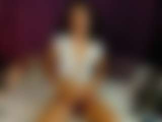 AkiraHayes's Live Sex Cam Show