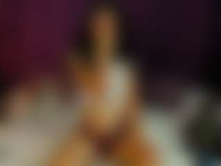 AkiraHayes's Live Sex Cam Show