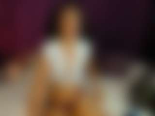 AkiraHayes's Live Sex Cam Show
