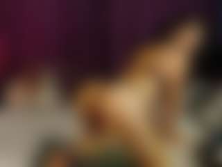 AkiraHayes's Live Sex Cam Show