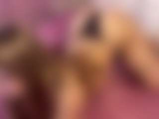 Live cam show with booblonde - Body Massage on eurowanks.com