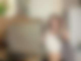 Live cam show with ChristaLurie - College Teen (18+) on CamwithHer
