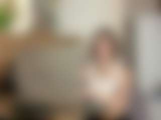 Live cam show with ChristaLurie - Squirt on Dare Cams