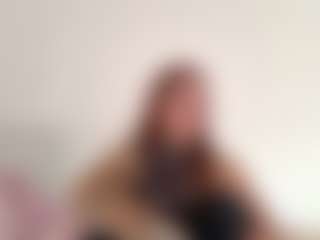 Live cam show with EstaHolzworth - College on Strip Flash - Live Sex Shows