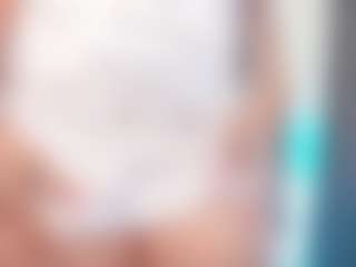 Live cam show with Karol Deny - Brown Hair MILF on Hubzter Live