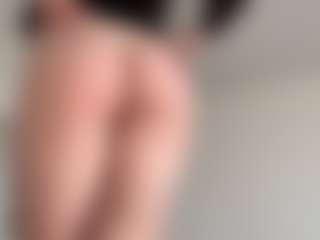 LeraValentini's Live Sex Cam Show