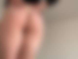 LeraValentini's Live Sex Cam Show