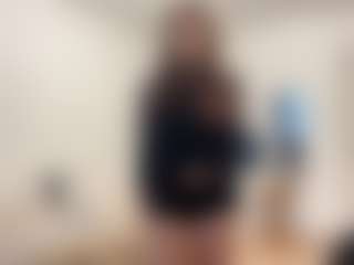 Live cam show with LeraValentini - Fingering on crypto-cams