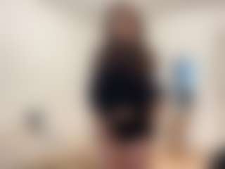 LeraValentini's Live Sex Cam Show