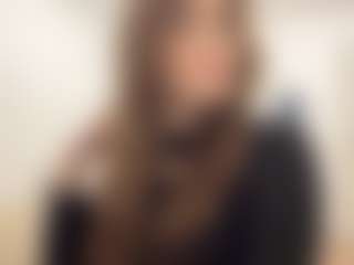 Live cam show with LeraValentini - Athletic Young Adult on Gym Cam Girls