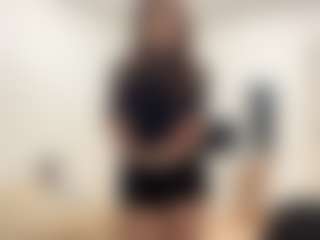 Live cam show with LeraValentini - Ass Bouncing on Fling VIP Chat