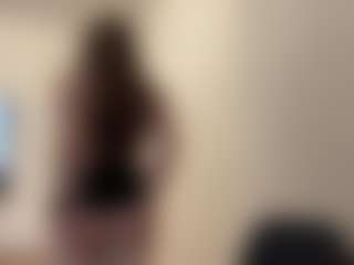 LeraValentini's Live Sex Cam Show