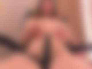 Lunneth's Live Sex Cam Show
