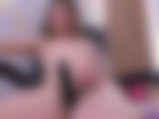 Lunneth's Live Sex Cam Show