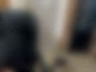 Live cam show with Lunneth - New Small Tits on camtv