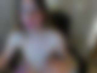Live cam show with Lunneth - Arab Young Adult on Gym Cam Girls
