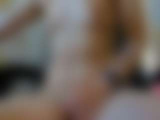 Live cam show with Lunneth - BBW Squirt on Adult Interactions