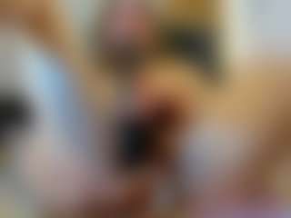 Lunneth's Live Sex Cam Show