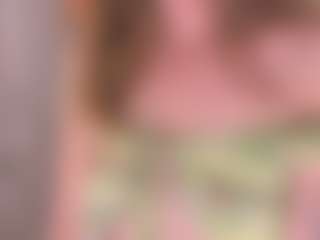 Live cam show with Lunneth - Full Nudity on xDating