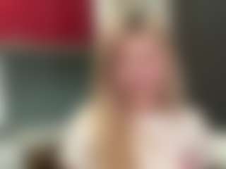 Live cam show with ToccaraLockridge - Mature on Livezox