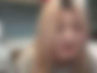 Live cam show with ToccaraLockridge - Eating Pussy on Mixed Magazine Live