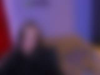 Live cam show with x-kaylita-x - Granny Brown Hair on Fit Hotties