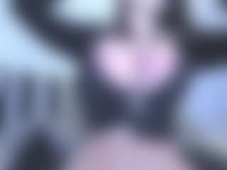 Live cam show with SOFIA NIX - Skinny on Camsoda