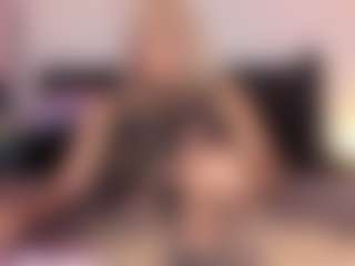 aisha-braunn's Live Sex Cam Show
