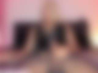 aisha-braunn's Live Sex Cam Show
