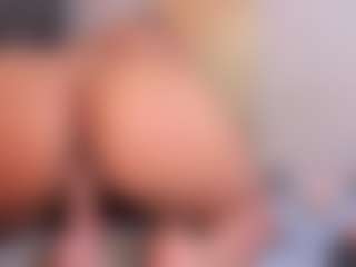 Aliceefox1's Live Sex Cam Show