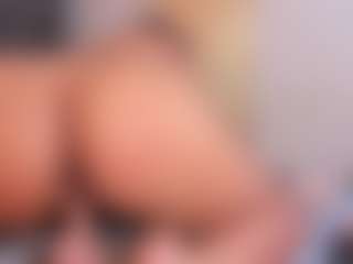 Aliceefox1's Live Sex Cam Show