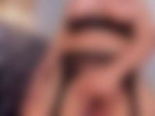 Aliceefox1's Live Sex Cam Show