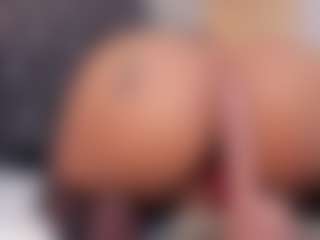 Live cam show with Aliceefox1 - New Brown Eyes on AdultVida.com