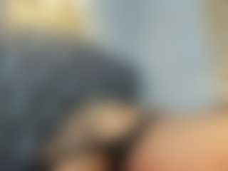 Live cam show with Aliceefox1 - Striptease on thefappeningchat.com