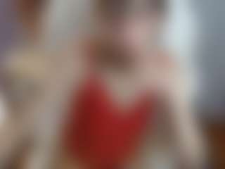 Live cam show with Amys19 - Gagging on SinfulBabes