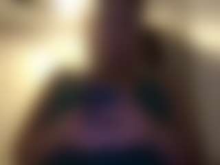WifeyKey's Live Sex Cam Show