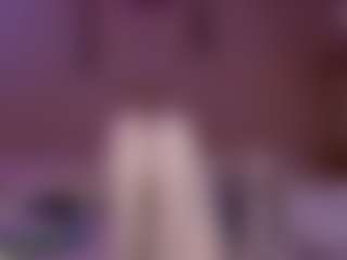 petiteprincess2204's Live Sex Cam Show
