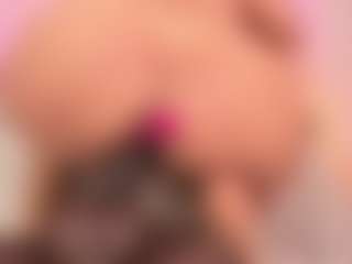amelia-lov33's Live Sex Cam Show