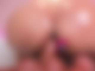 amelia-lov33's Live Sex Cam Show