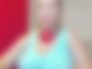 Live cam show with DangerSimona - Blonde Hair MILF on livesuperchat.net