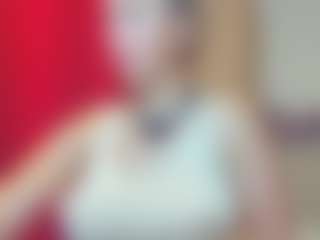 Live cam show with DangerSimona - Green Eyes on googirlz