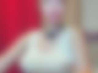 Live cam show with DangerSimona - Green Eyes on xfollow cams