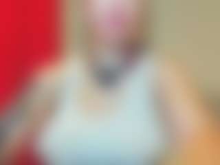 Live cam show with DangerSimona - Mature on hrnylive.com