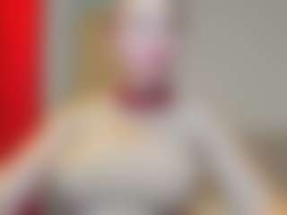Live cam show with DangerSimona - Mature on Soda Cam